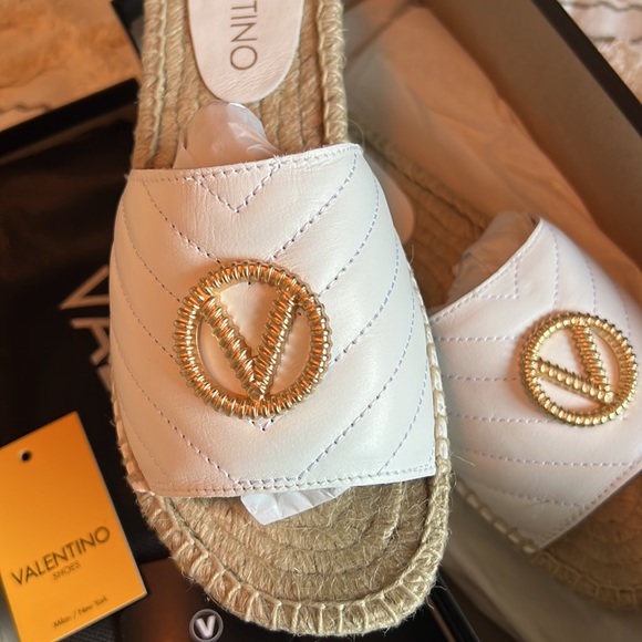 Valentino sandals sz 8